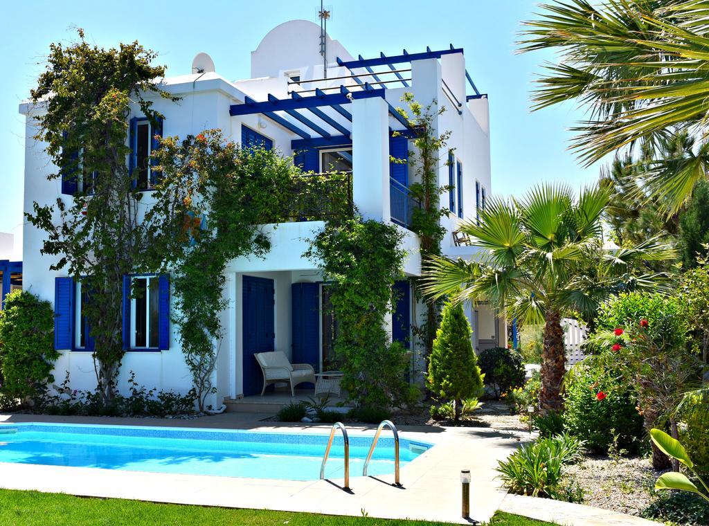 Latchi Beach Front Villa - Private Heated Pool - Amazing Uninterrupted Sea Views Polis Exterior foto